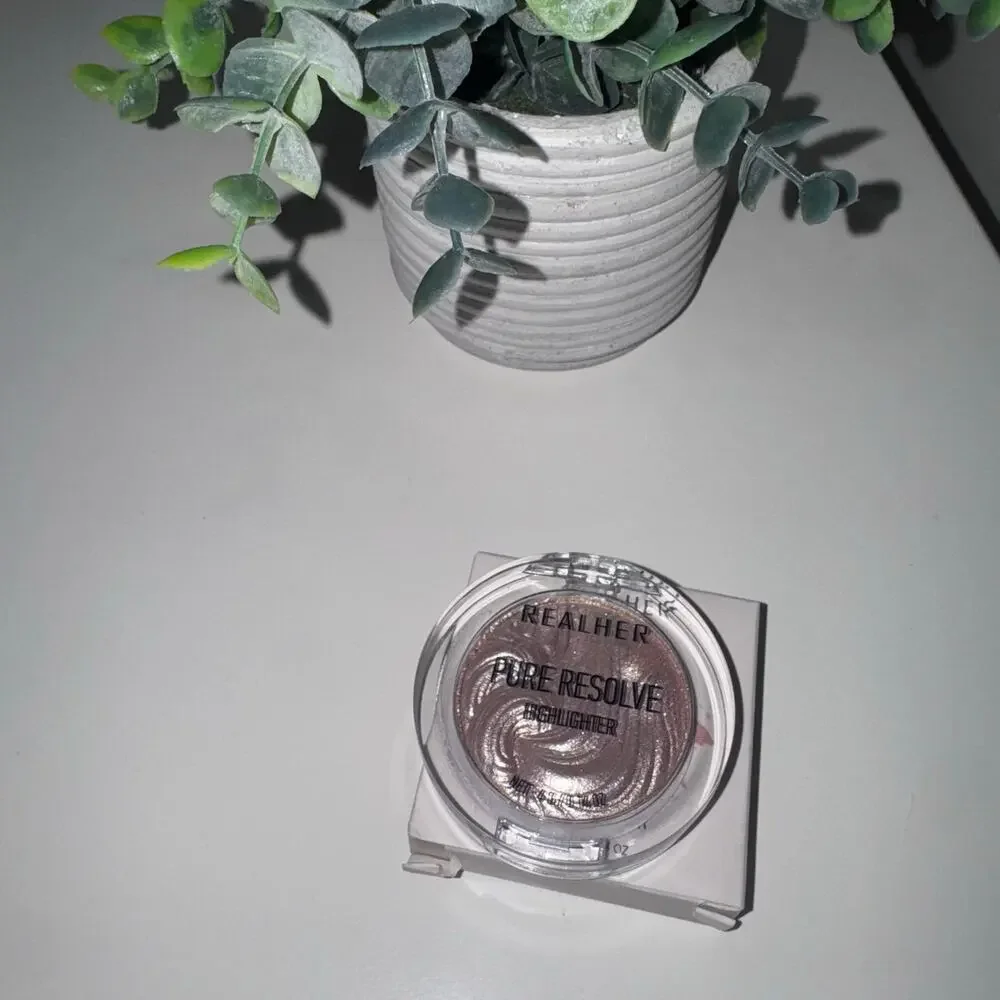 REALHER Highlighter Pure resolve - Champagne